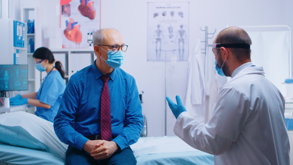 Efectos secundarios del tratamiento de cáncer de próstata: Qué esperar y cómo abordarlos